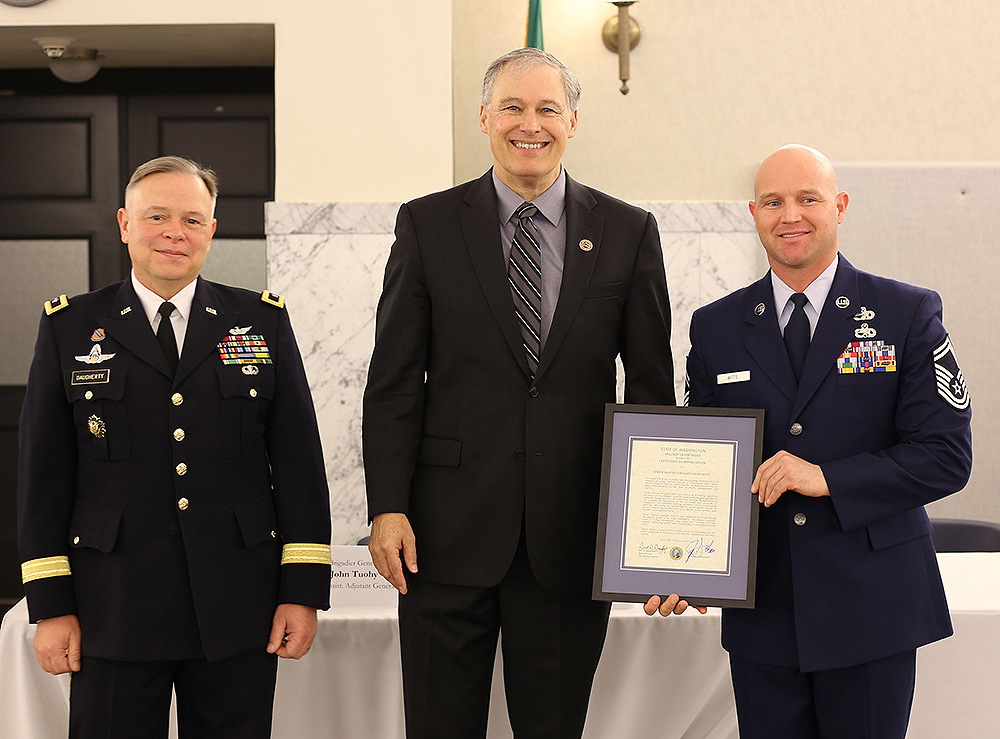 Legislators, governor honor Guard during 'Guard Day' at Legislature ...